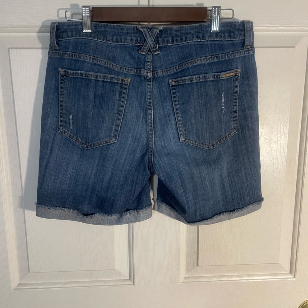 Jennifer Lopez brand women's distressed look jeans shorts size 8 - Picture 4 of 10